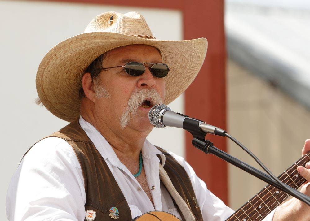 A man sings to the crowd at the 2014 Klickitat County Fair.